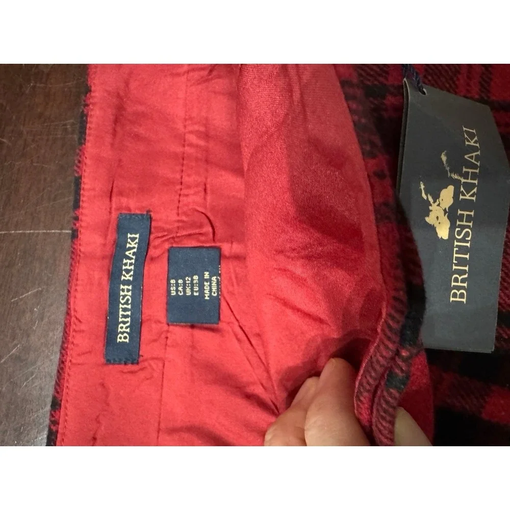 NWT BRITISH KHAkI Red Black Plaid Wrap Mini Skirt Size 8 - Picture 3 of 10